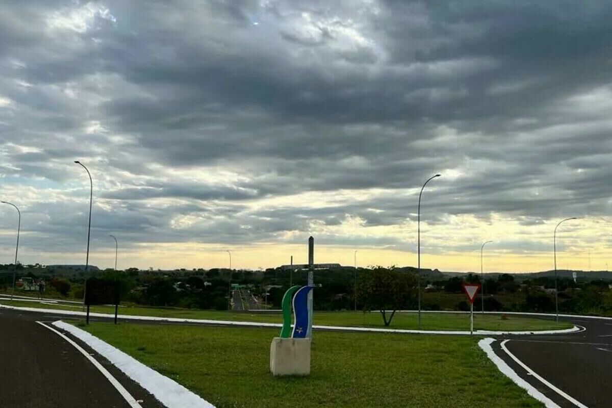 Imagem de compartilhamento para o artigo Previsão de chuva e céu nublado em Costa Rica e Coxim nesta quarta-feira da MS Todo dia